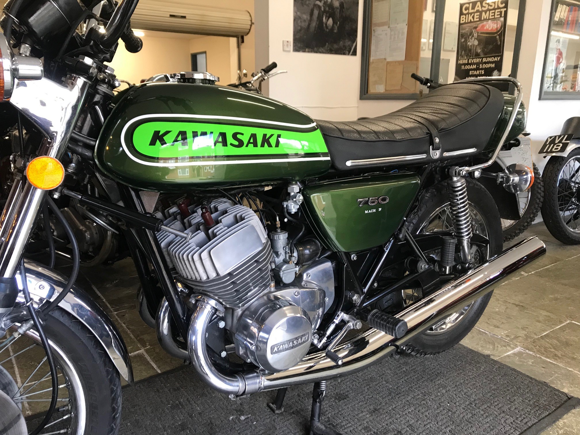 Vintage kawasaki best sale bikes for sale